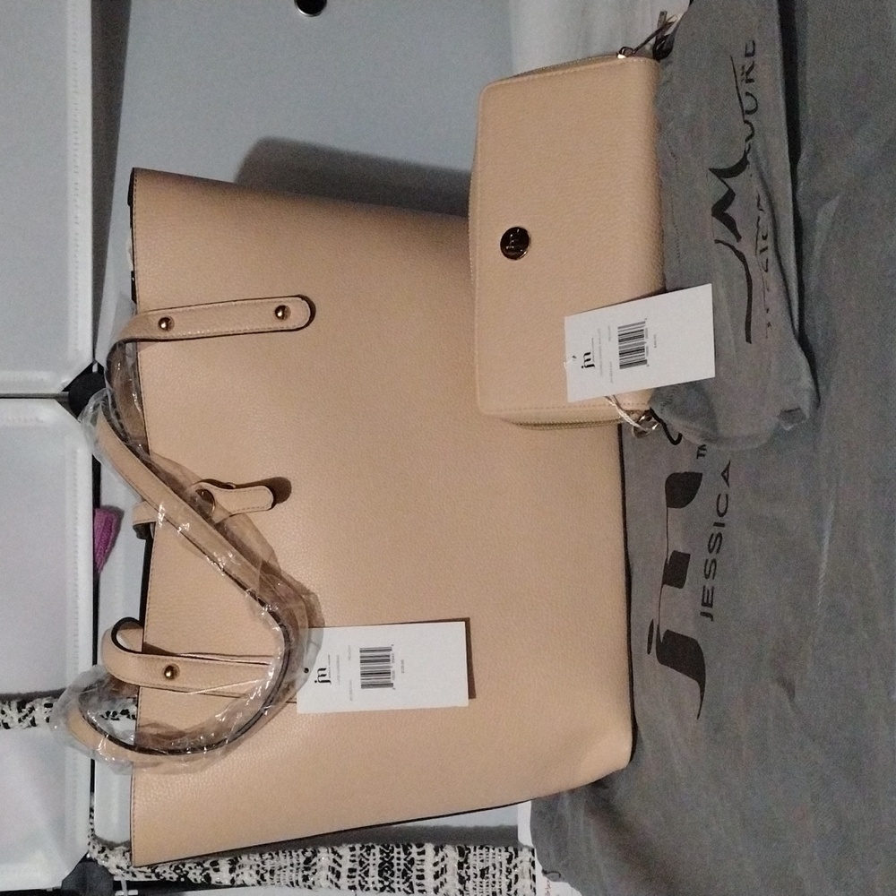 Jessica Moore Handbag and wallet set